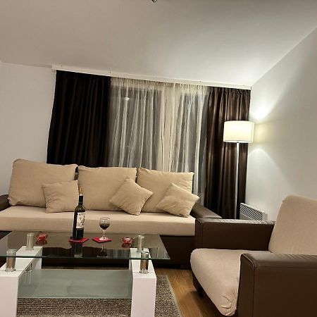 Aspen Luxury Apartamnet Razlog Exterior photo